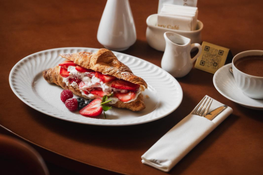 Mascarpone Croissant