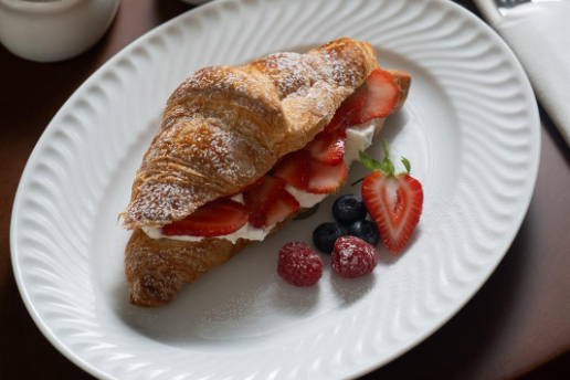 Mascarpone Croissant